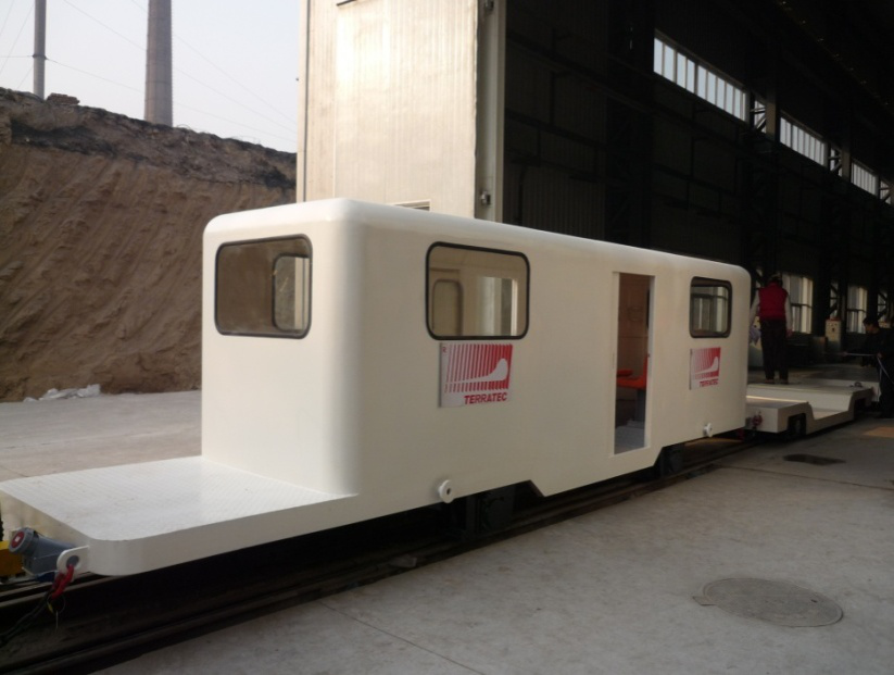 人員運輸車(chē)