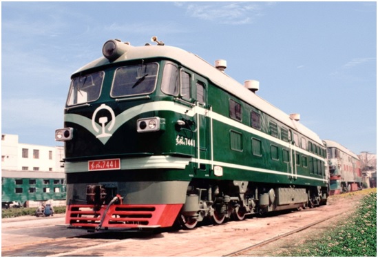 DF4B型內燃機車(chē)